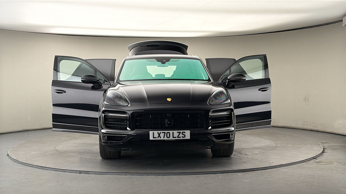 More views of Porsche Cayenne