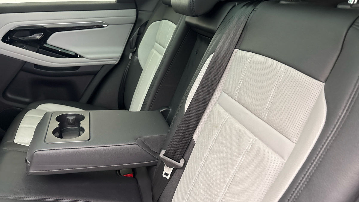 Land Rover Range Rover Evoque Image 9