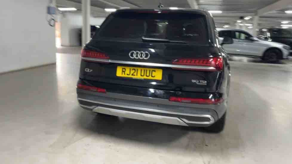 More views of Audi Q7