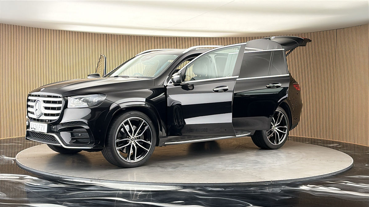 Mercedes-Benz GLS Image 22
