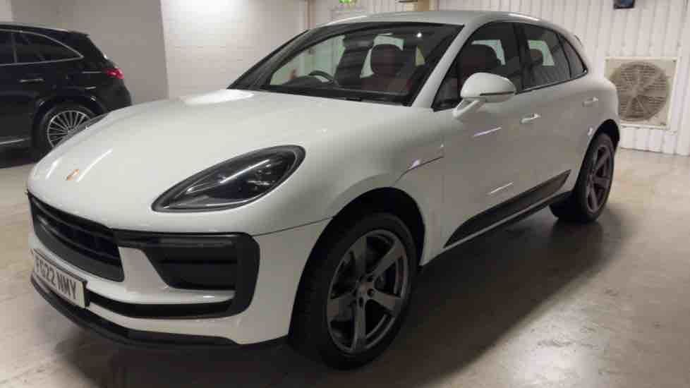 More views of Porsche Macan