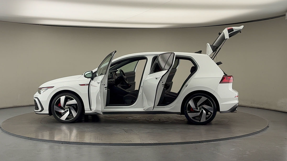 More views of Volkswagen Golf