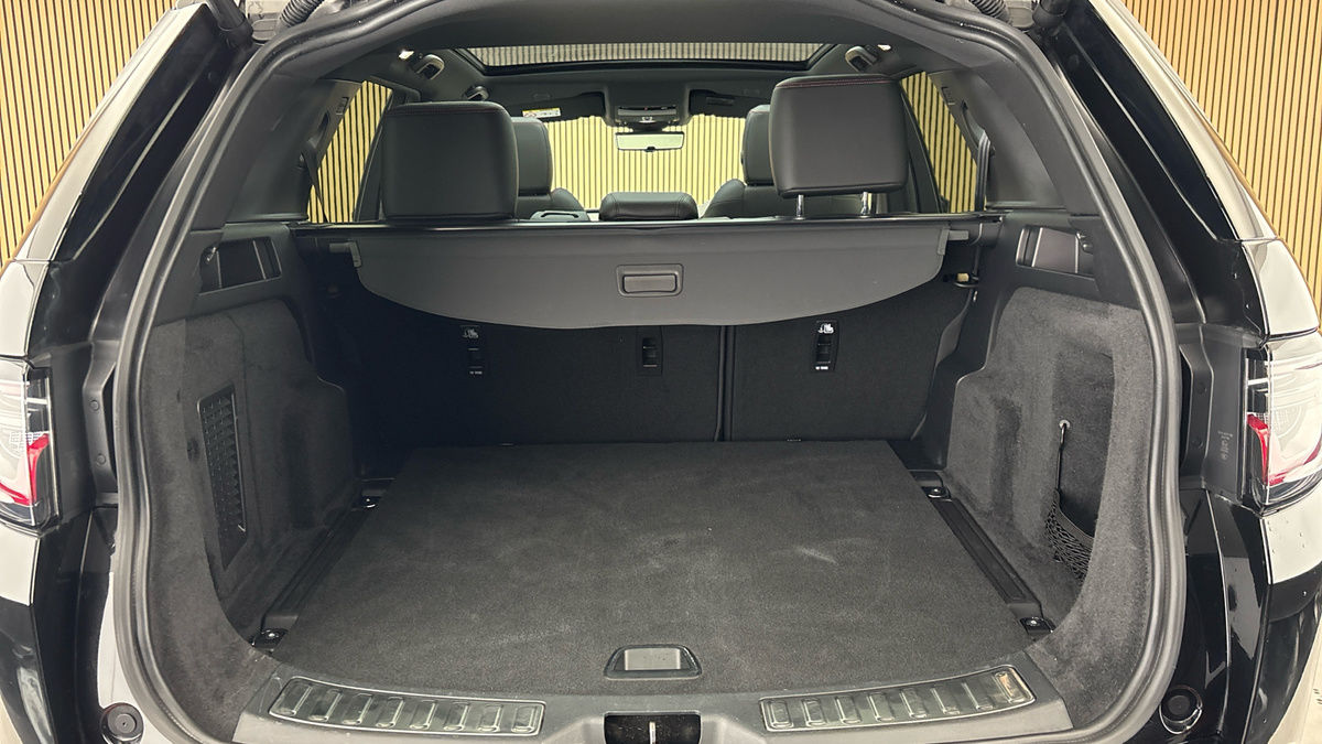 Land Rover Discovery Sport Image 11