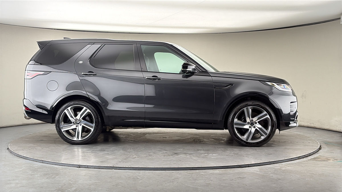 More views of Land Rover Discovery
