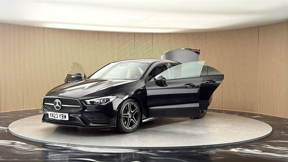 More views of Mercedes-Benz CLA
