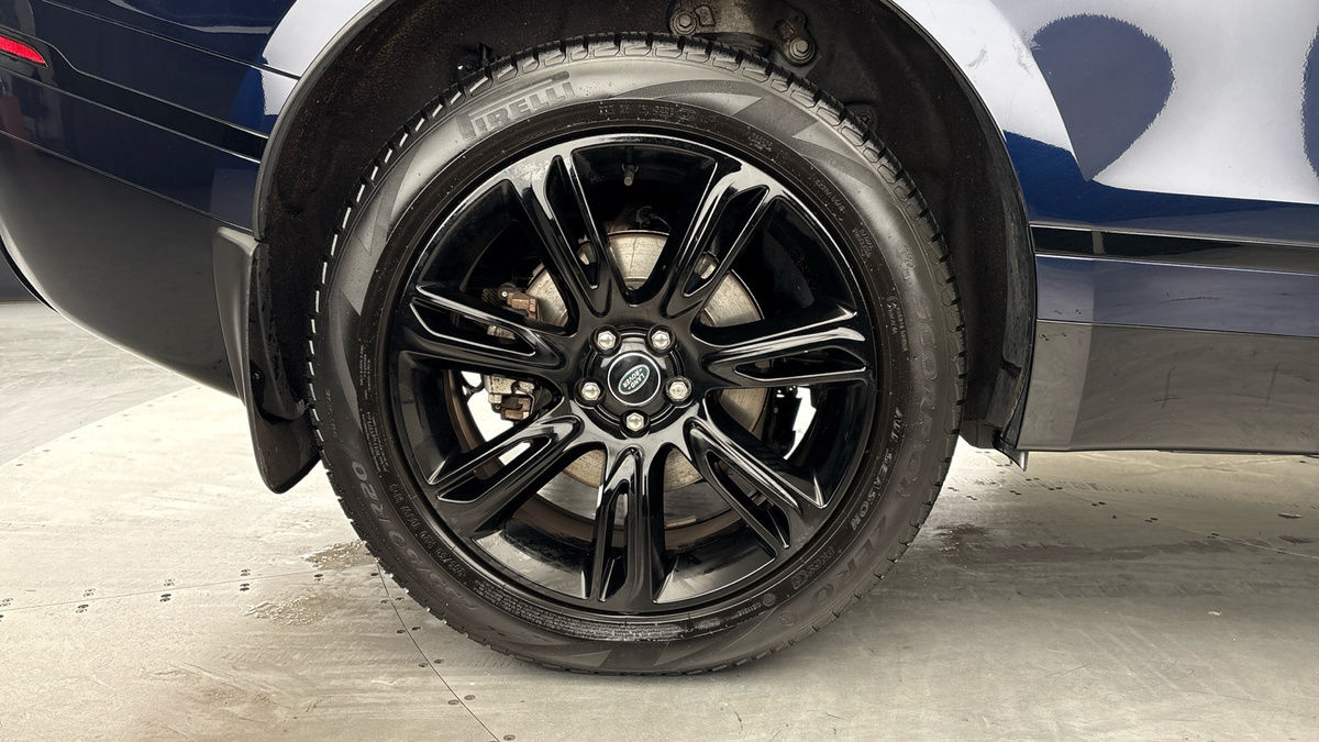 Land Rover Range Rover Velar Image 10