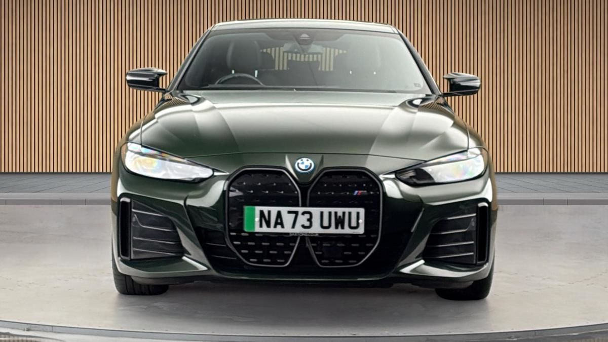BMW i4 Image 3