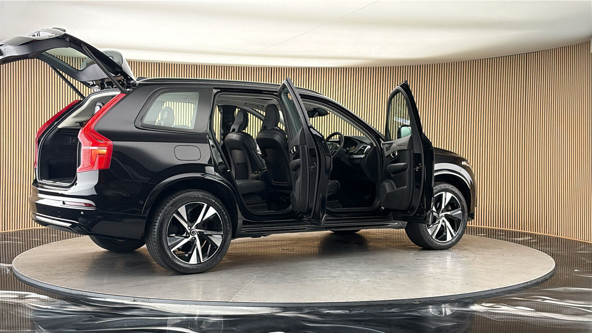 More views of Volvo XC90