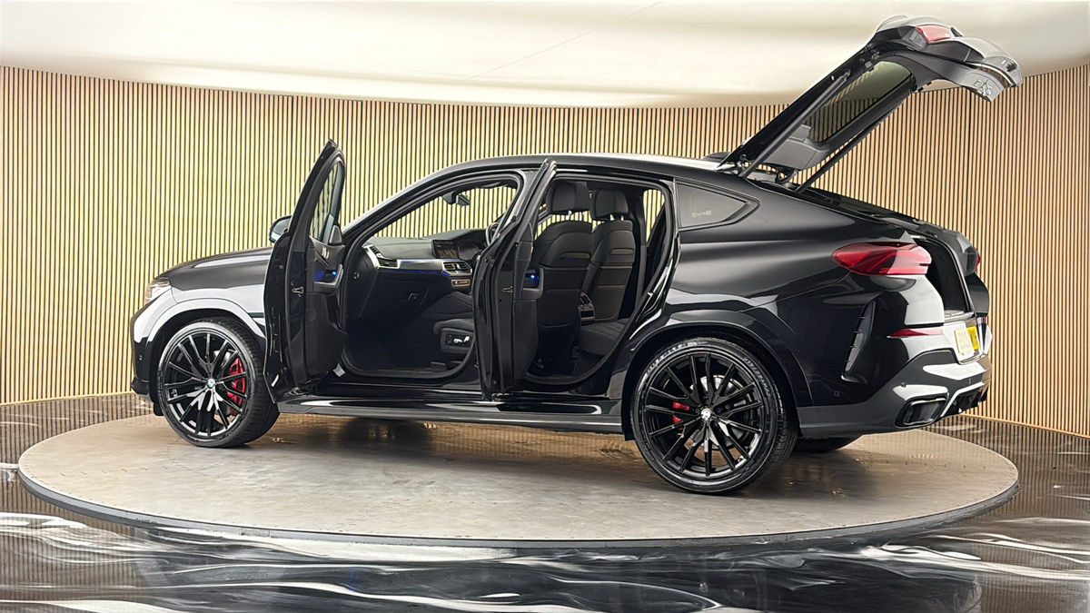 More views of BMW X6