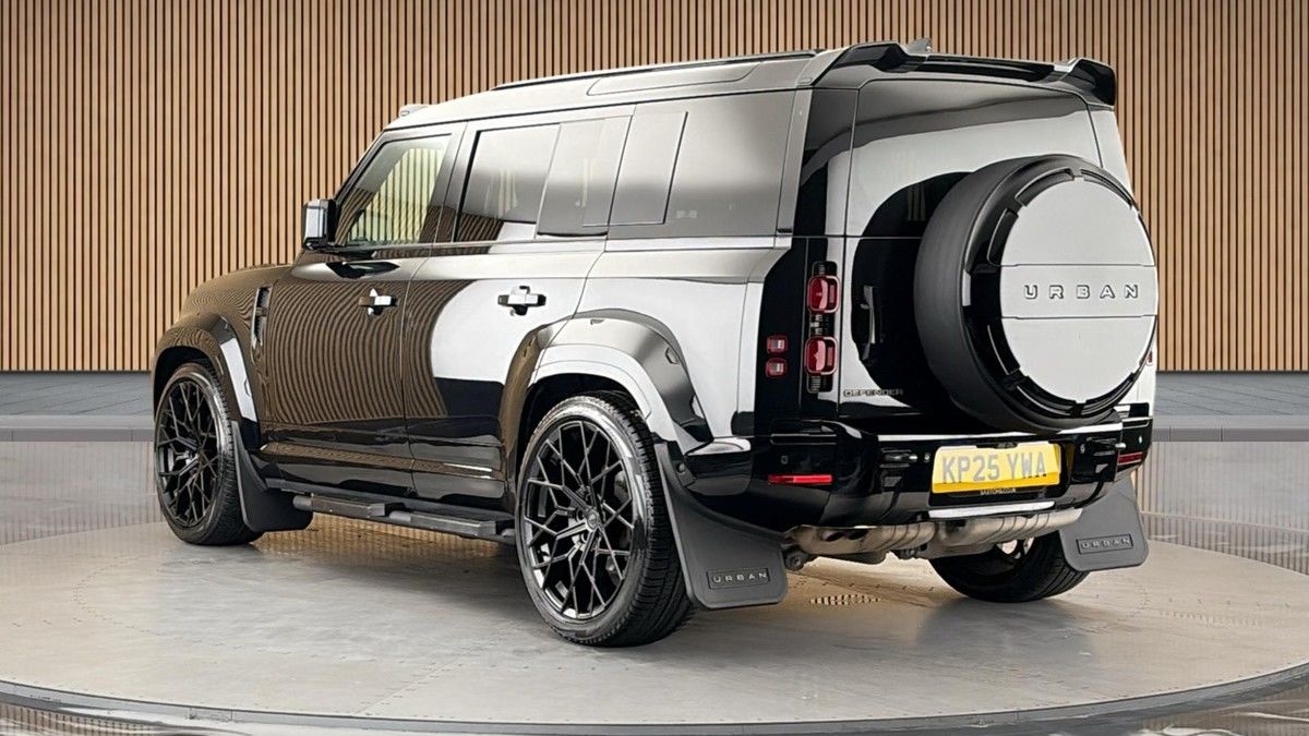 Land Rover Defender 110 Urban Image 2