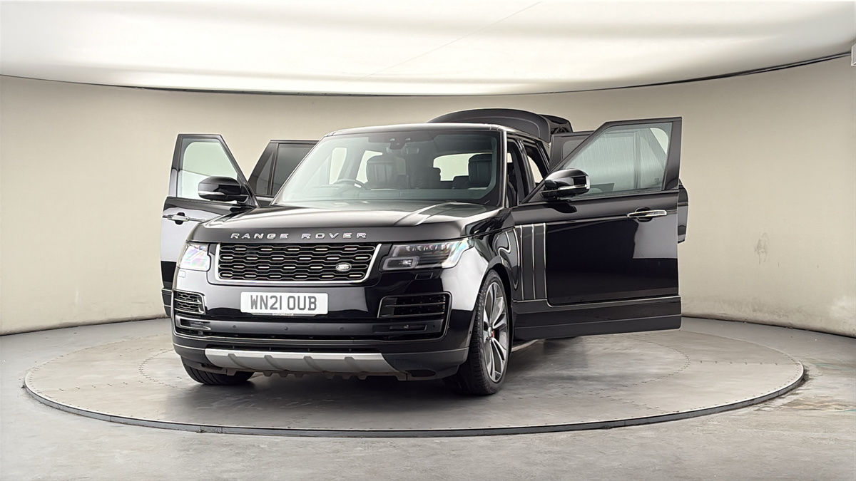 More views of Land Rover Range Rover