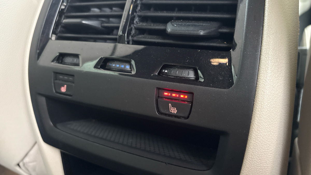 BMW X5 Image 26
