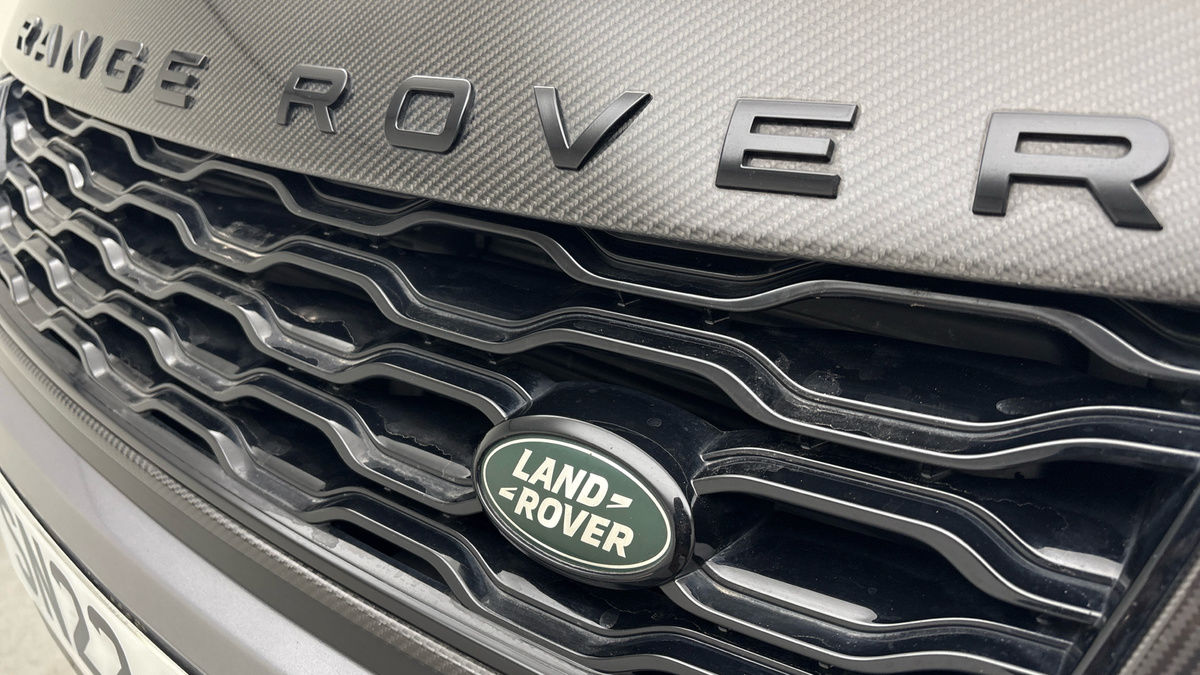 Land Rover Range Rover Sport Image 24