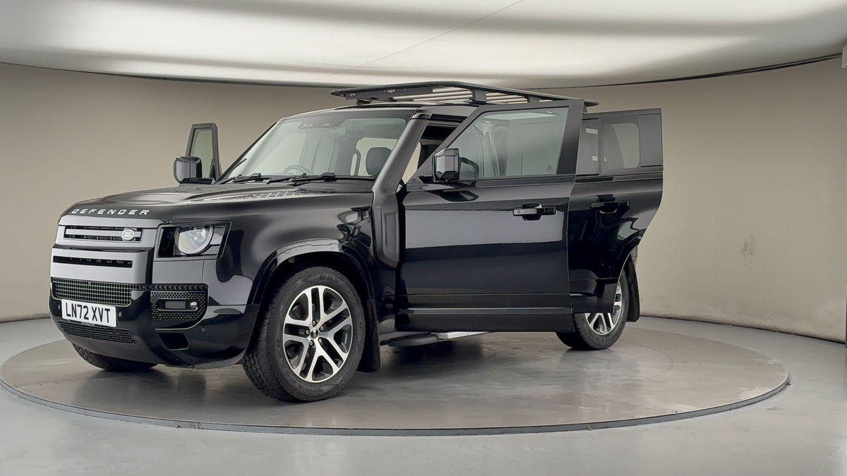 More views of Land Rover Defender 110