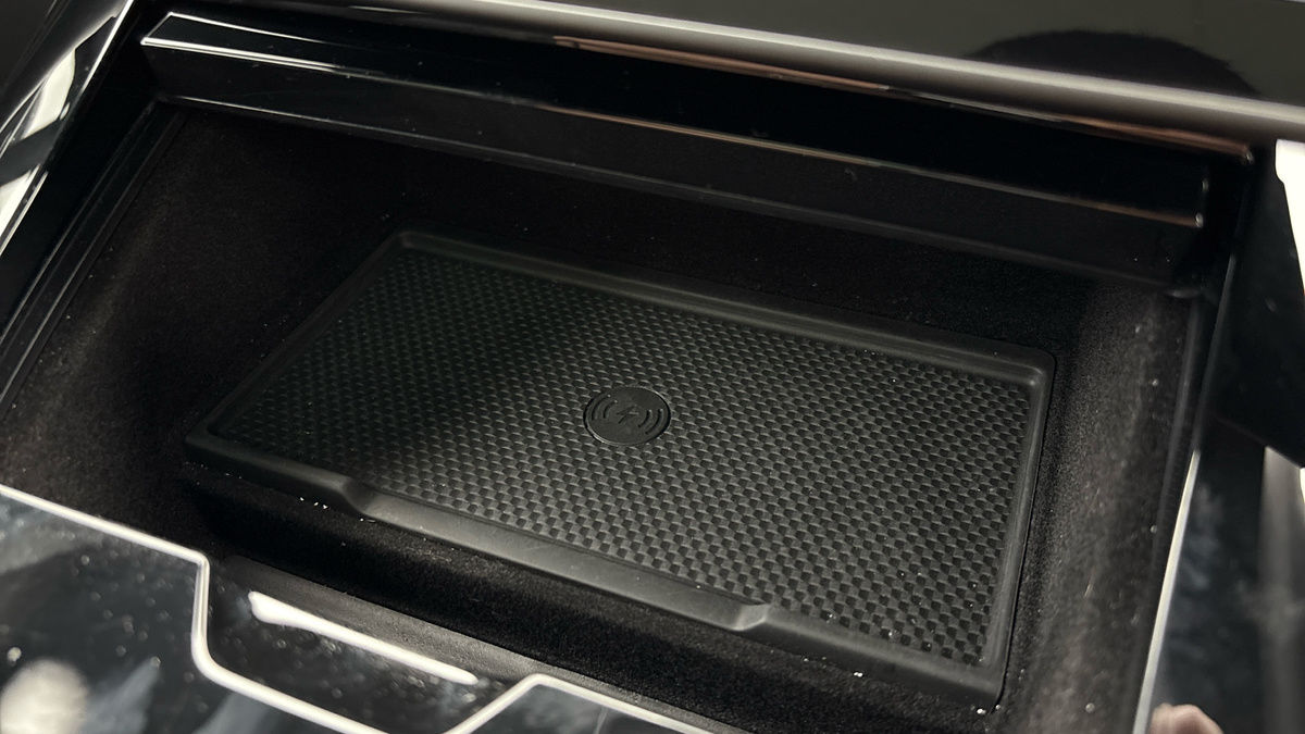 Land Rover Range Rover Sport Image 32