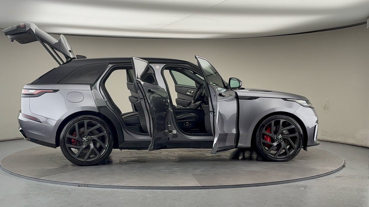 More views of Land Rover Range Rover Velar