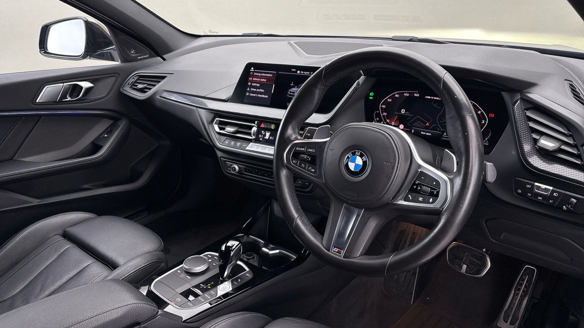 BMW 1 Series Image 5