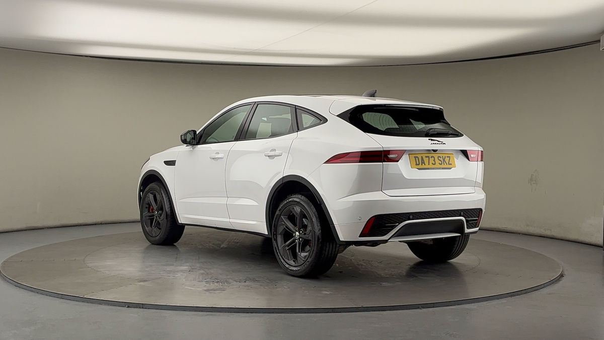 Jaguar E-PACE Image 4