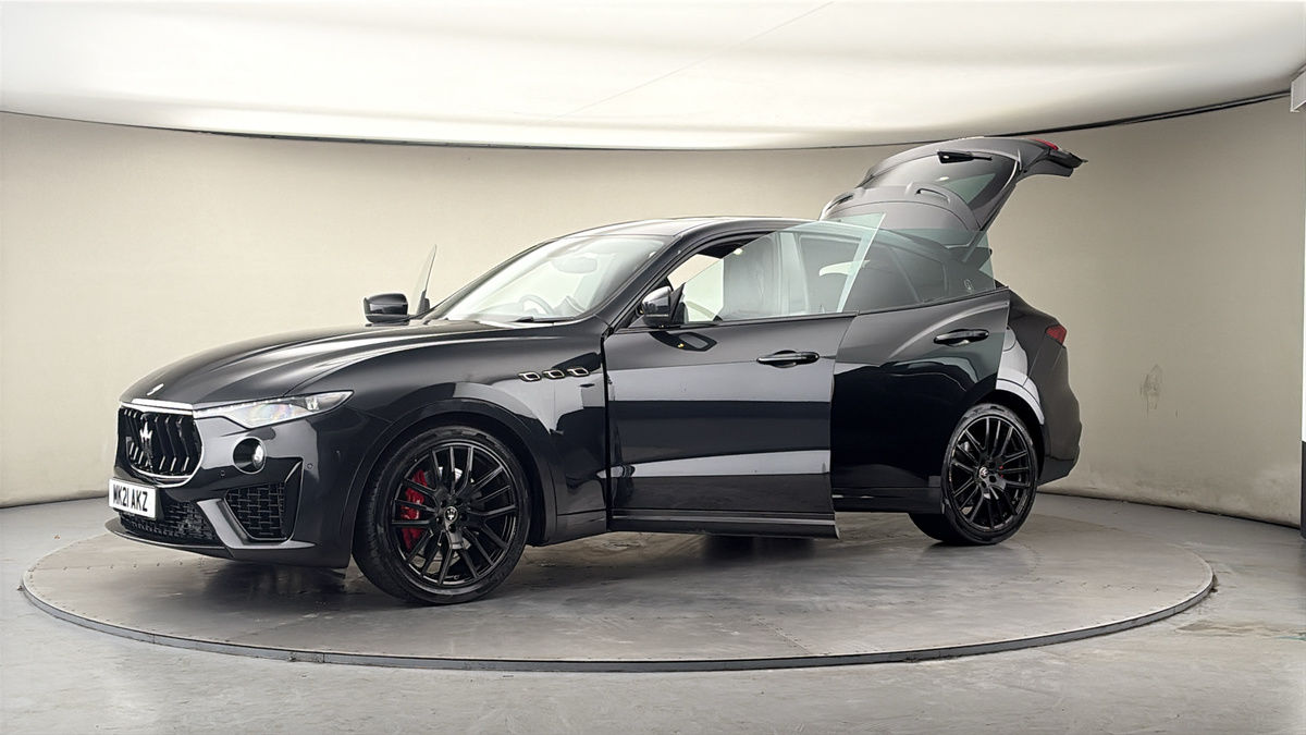 More views of Maserati Levante