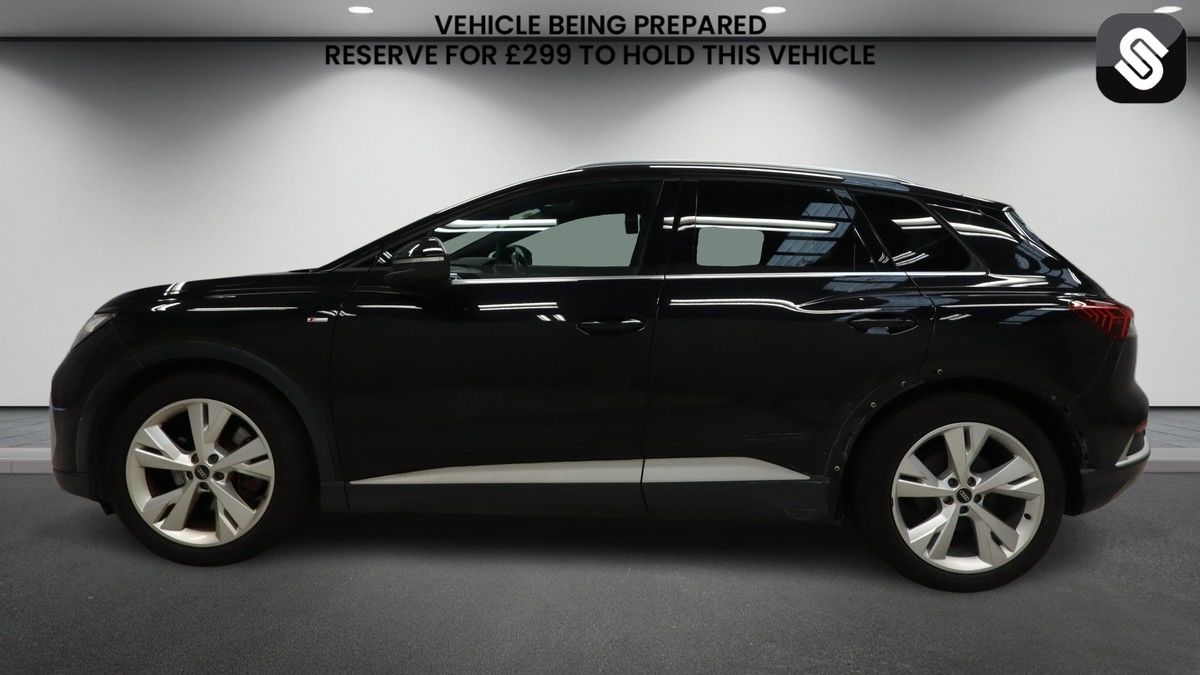 Audi Q4 e-tron Image 6