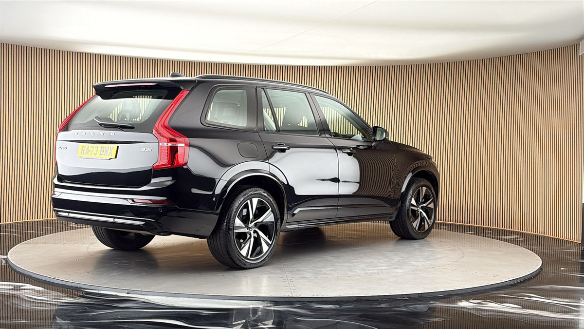 Volvo XC90 Image 21