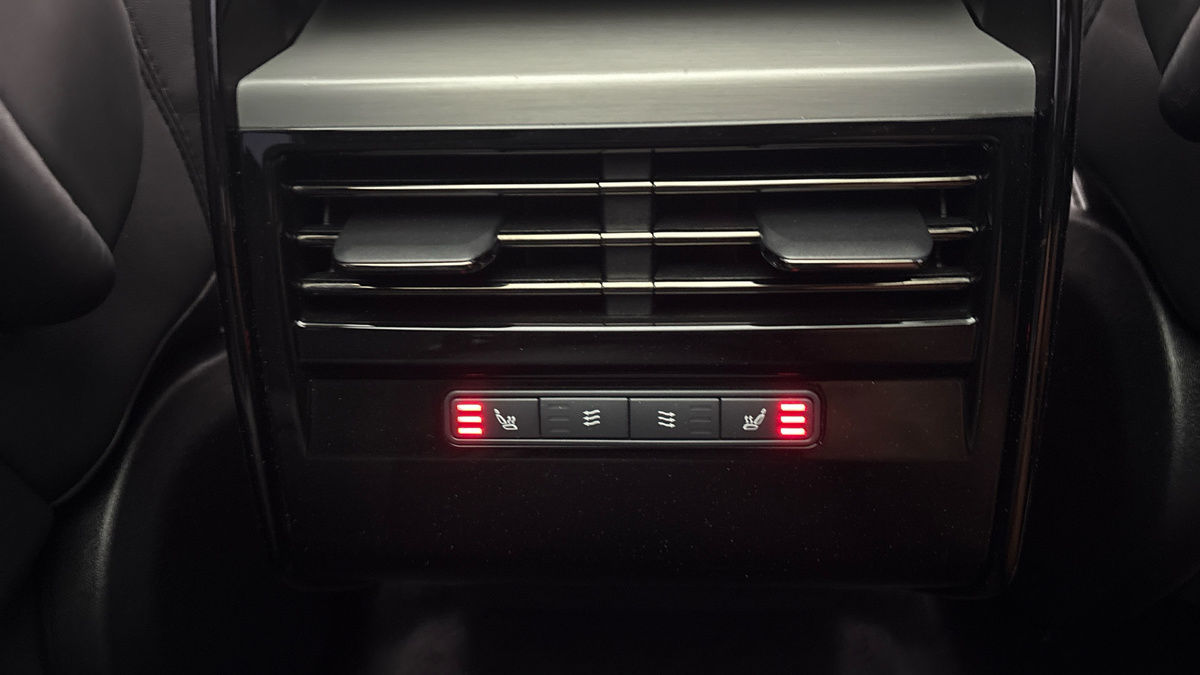 Land Rover Range Rover Sport Image 29