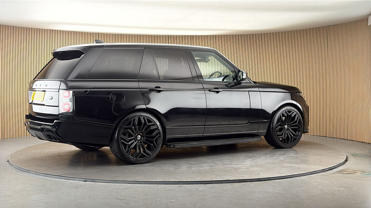 More views of Land Rover Range Rover