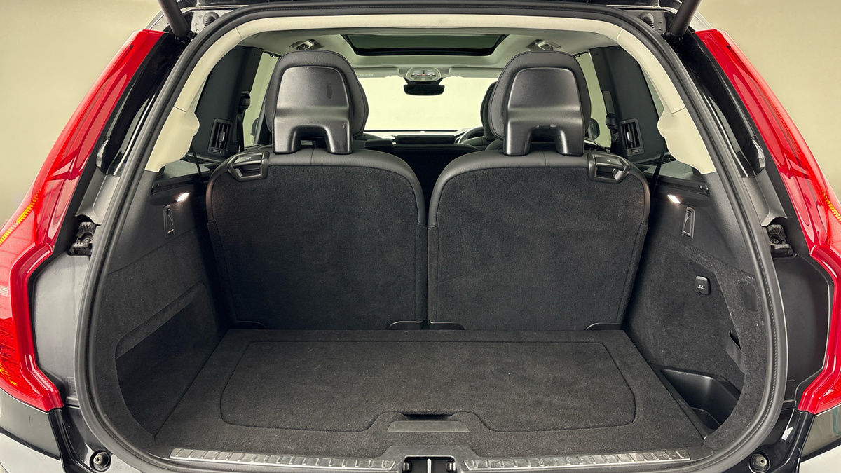 Volvo XC90 Image 11
