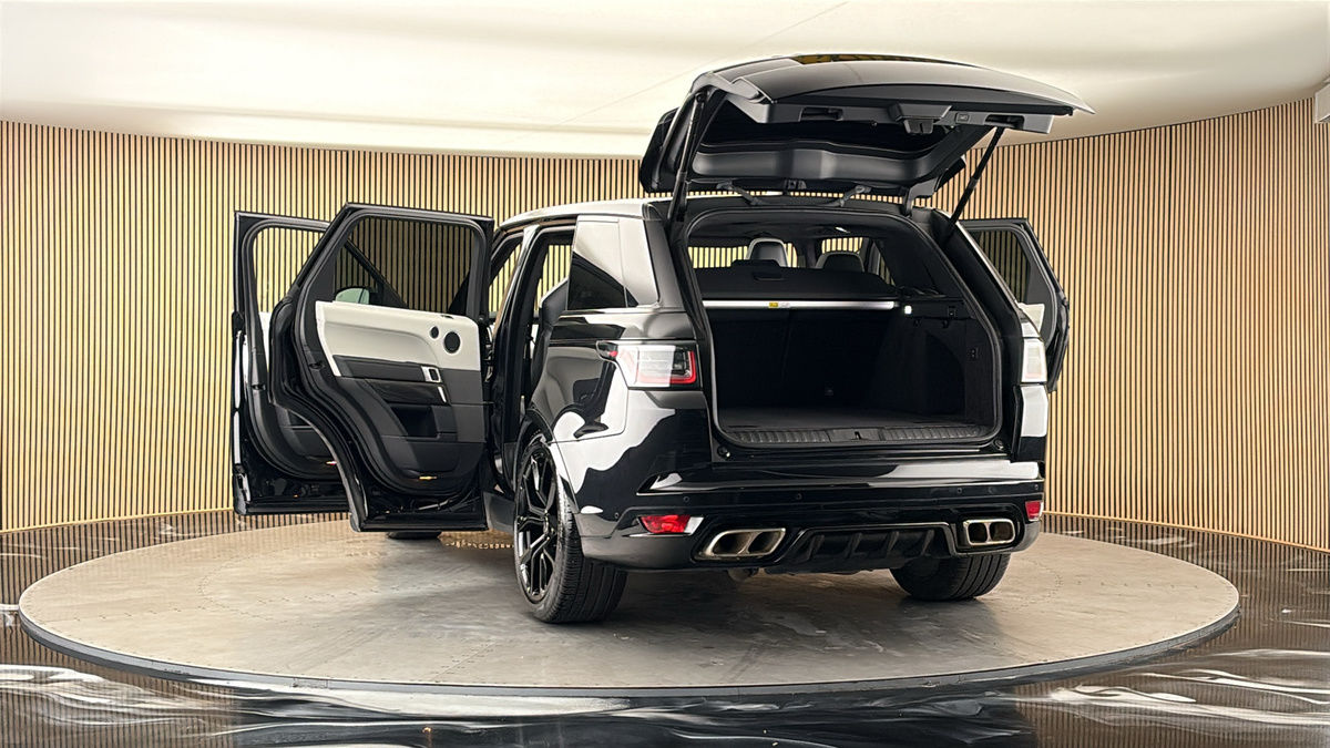 More views of Land Rover Range Rover Sport