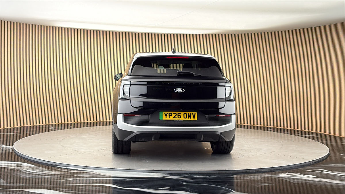 More views of Ford Explorer