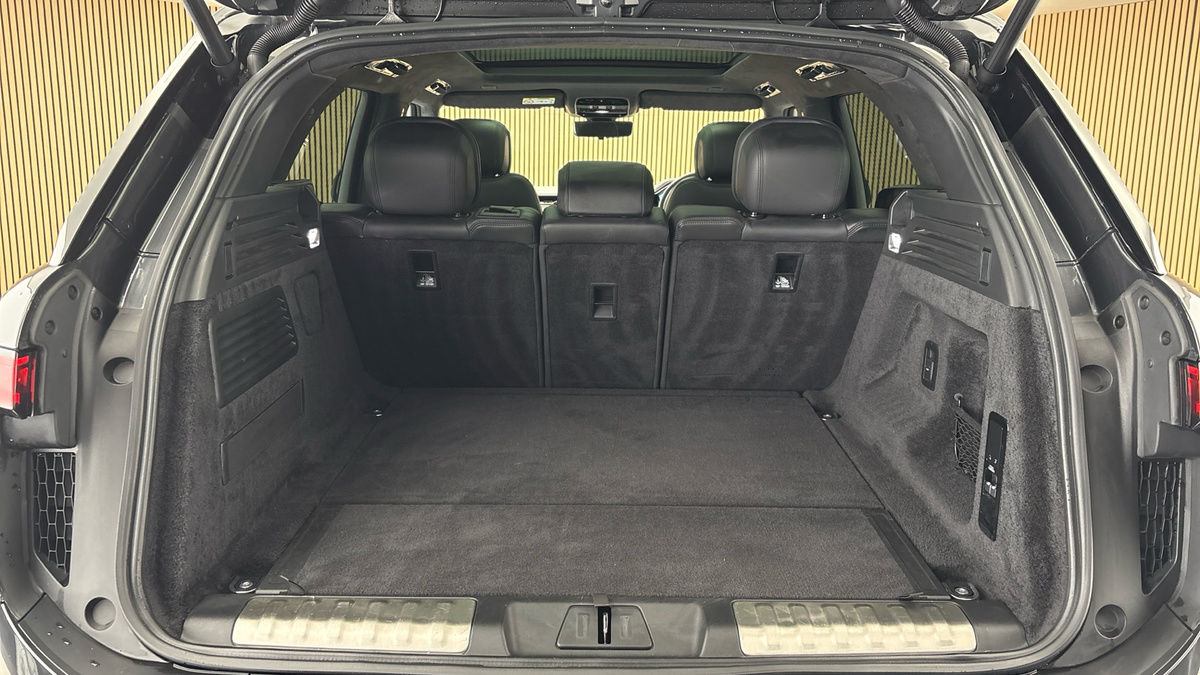 Land Rover Range Rover Sport Image 11