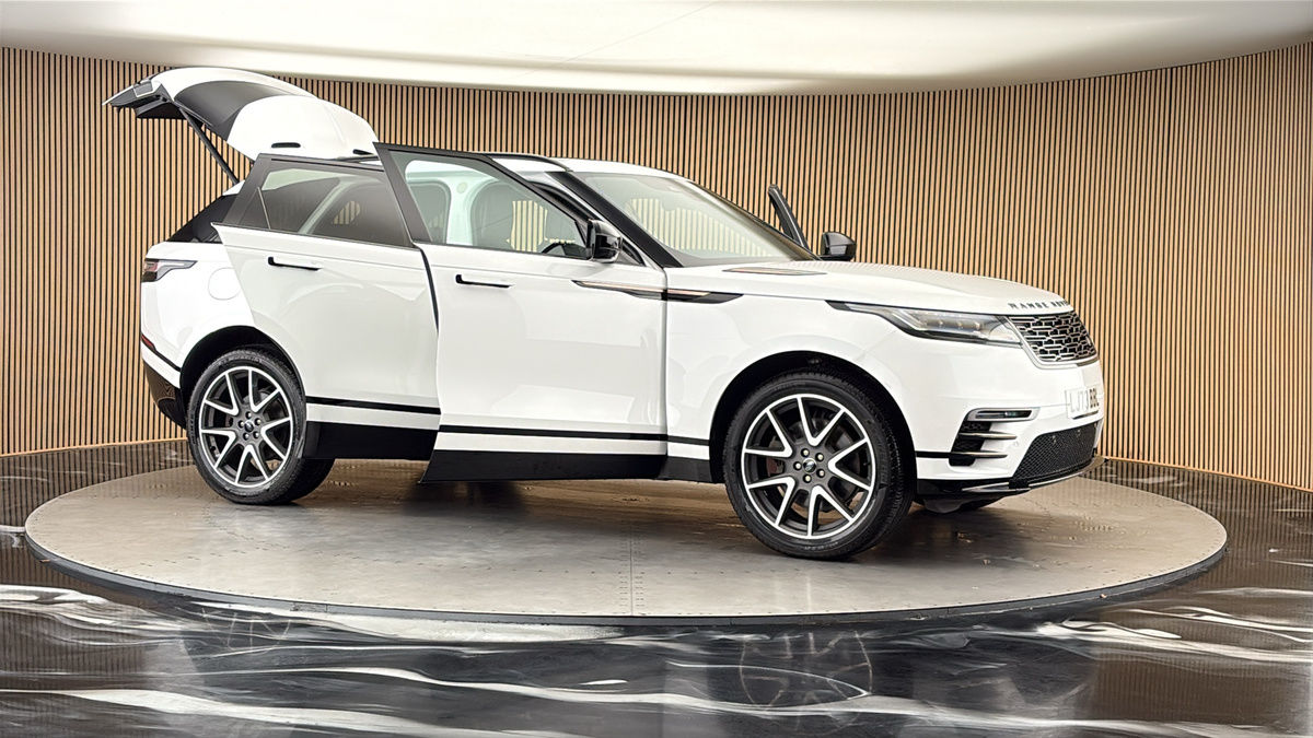 More views of Land Rover Range Rover Velar