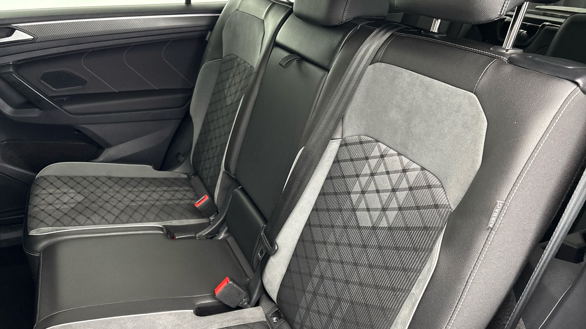Volkswagen Tiguan Allspace Image 8