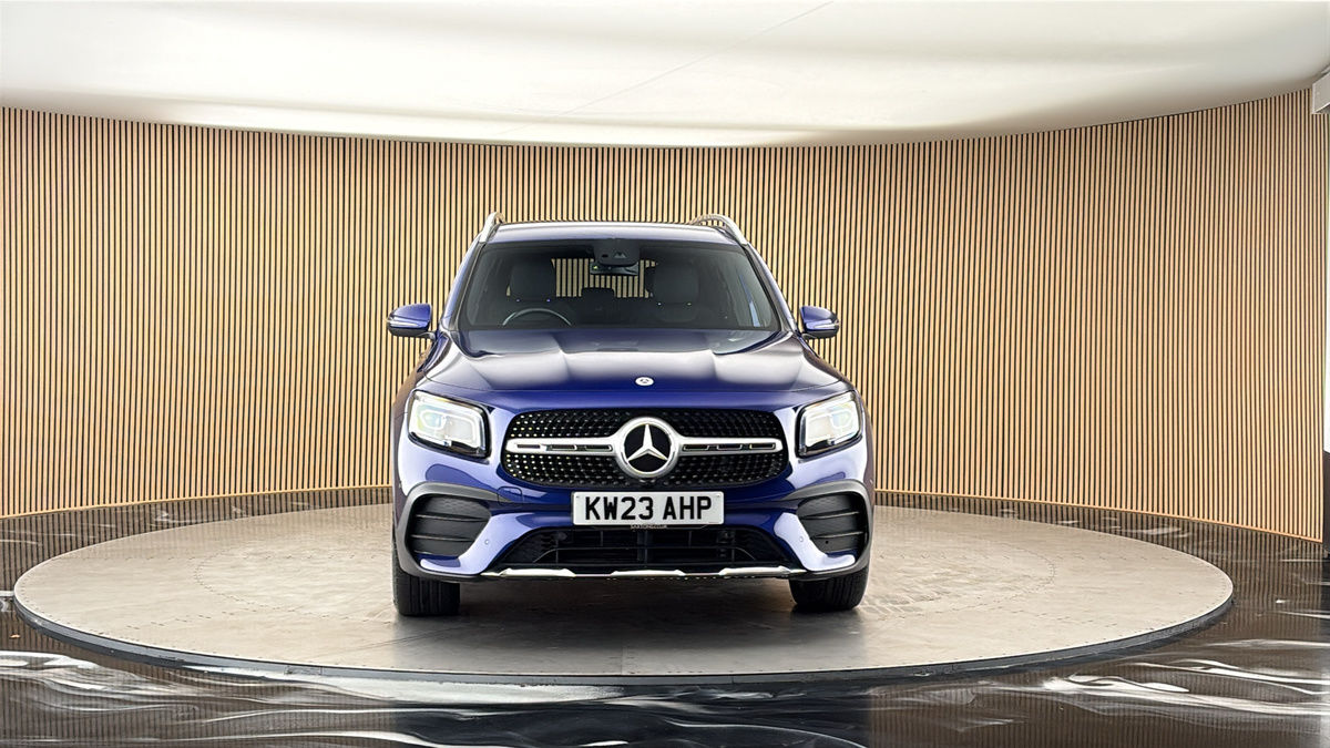 More views of Mercedes-Benz GLB