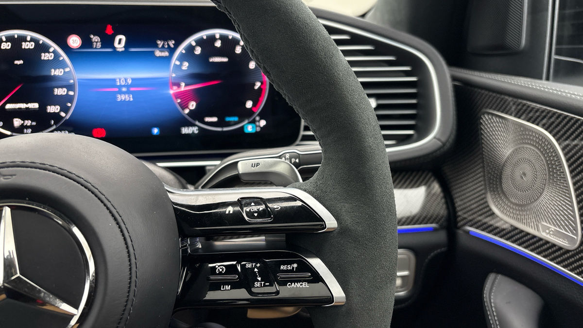 Mercedes-Benz GLE Image 14