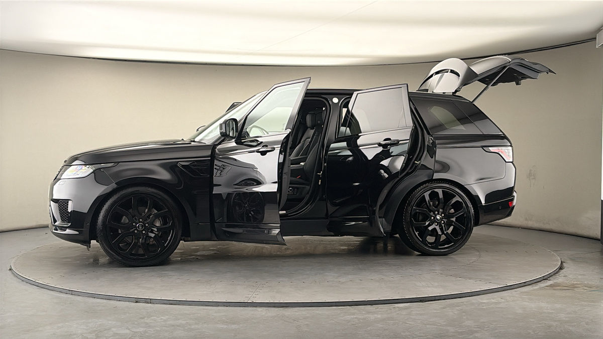 More views of Land Rover Range Rover Sport