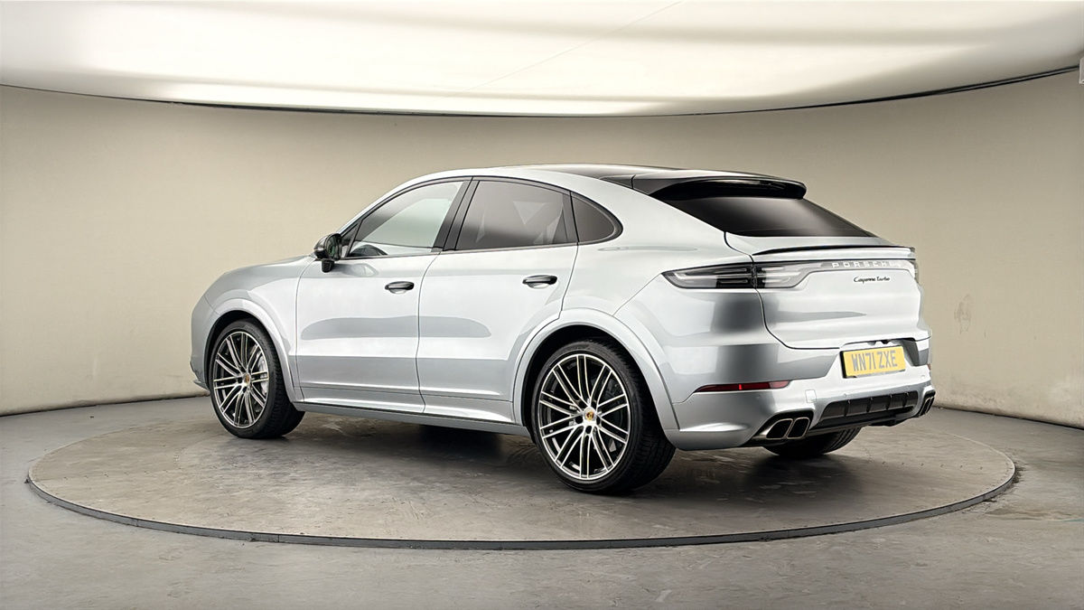More views of Porsche Cayenne