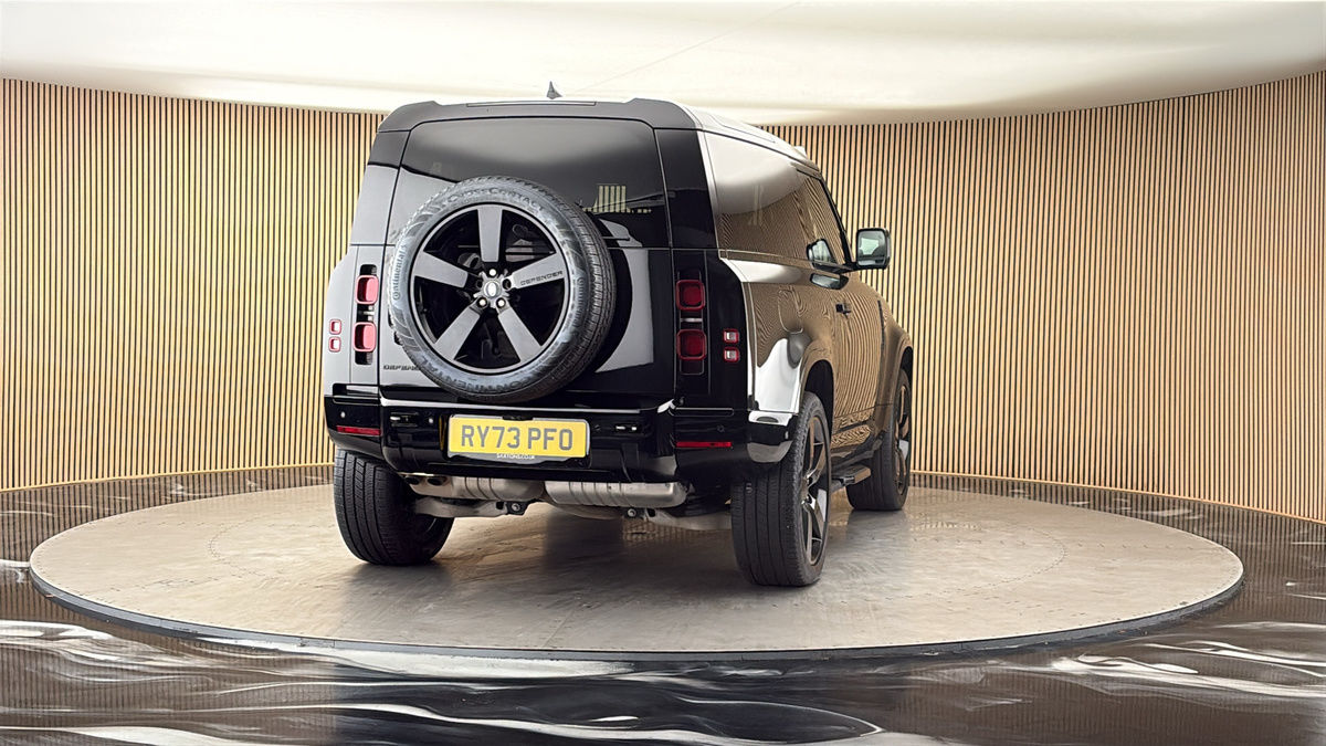 More views of Land Rover Defender 90