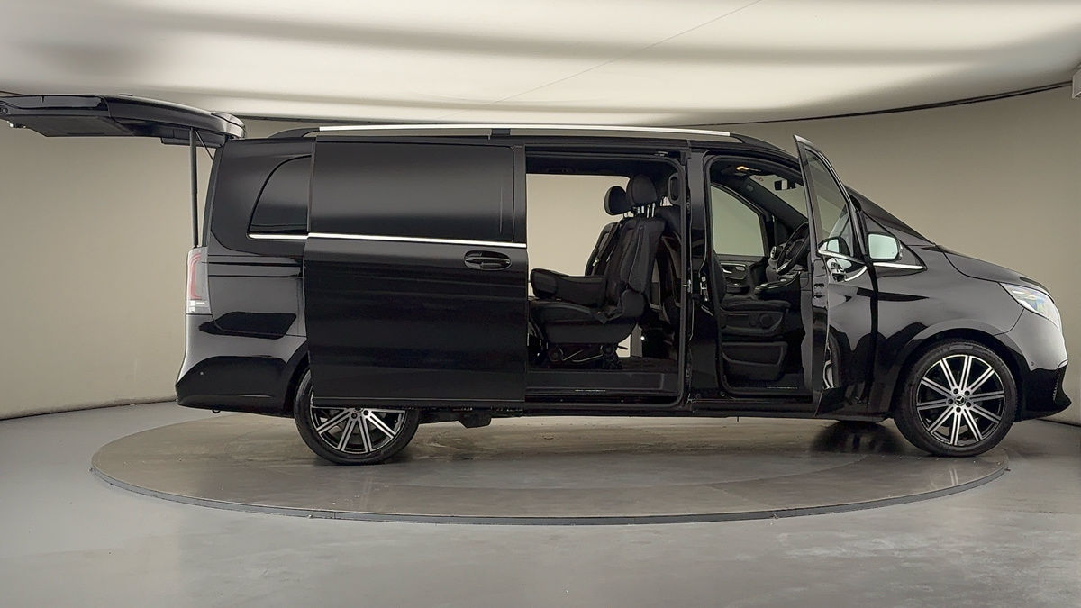 More views of Mercedes-Benz V Class