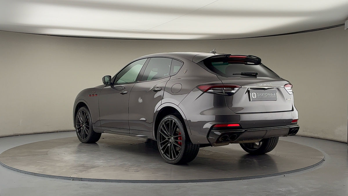 Maserati Levante Image 2