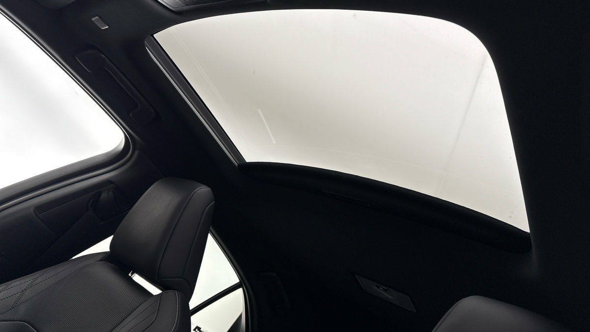 Lexus UX Image 6
