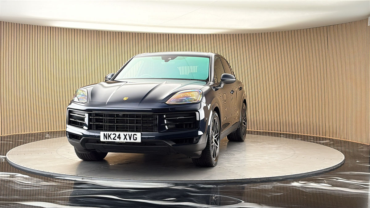 More views of Porsche Cayenne