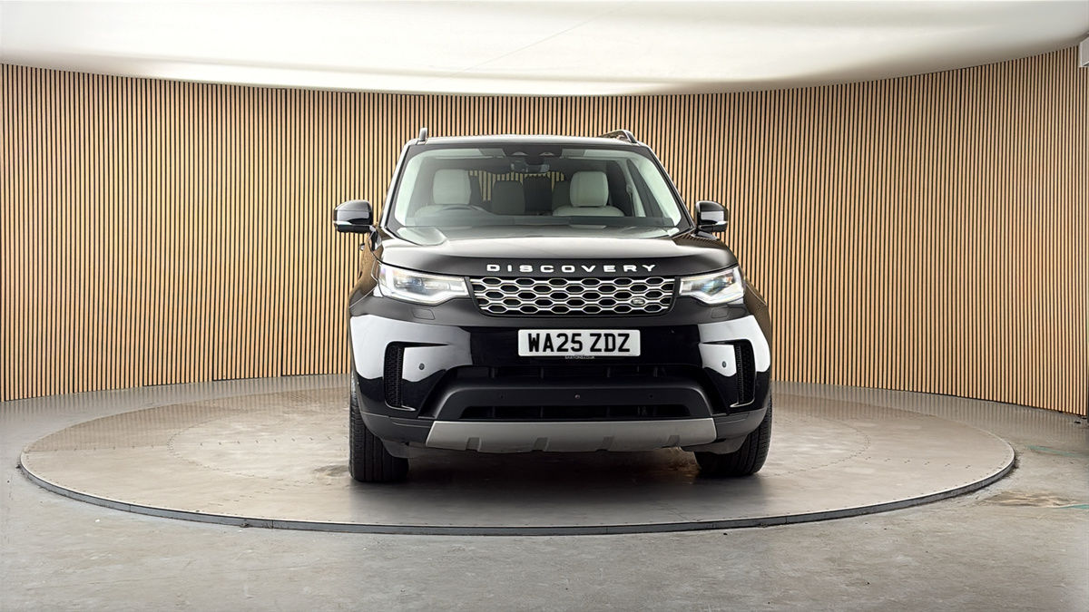 More views of Land Rover Discovery