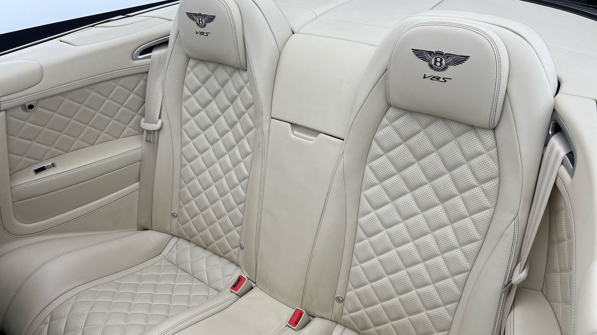 Bentley Continental Image 8