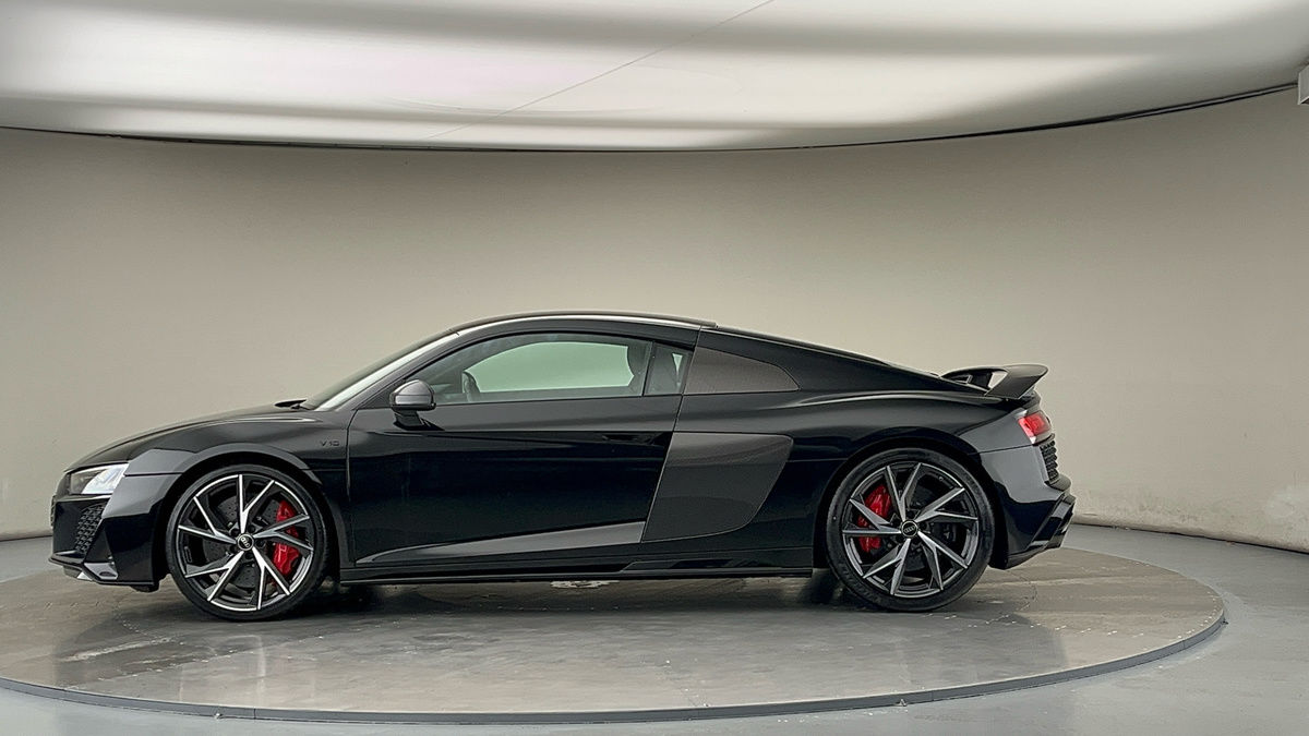 Audi R8 Image 15
