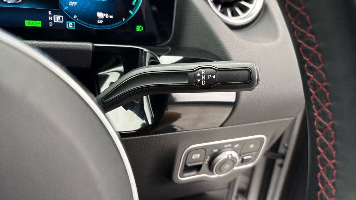 Mercedes-Benz GLA Image 6