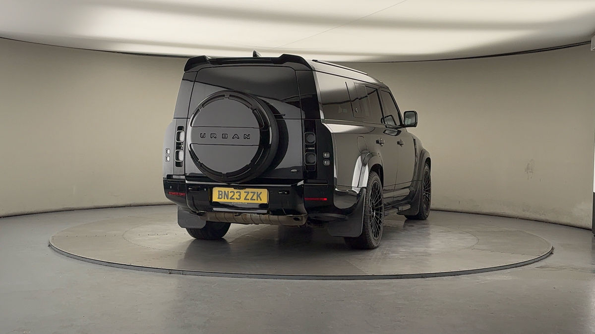 More views of Land Rover Defender 130