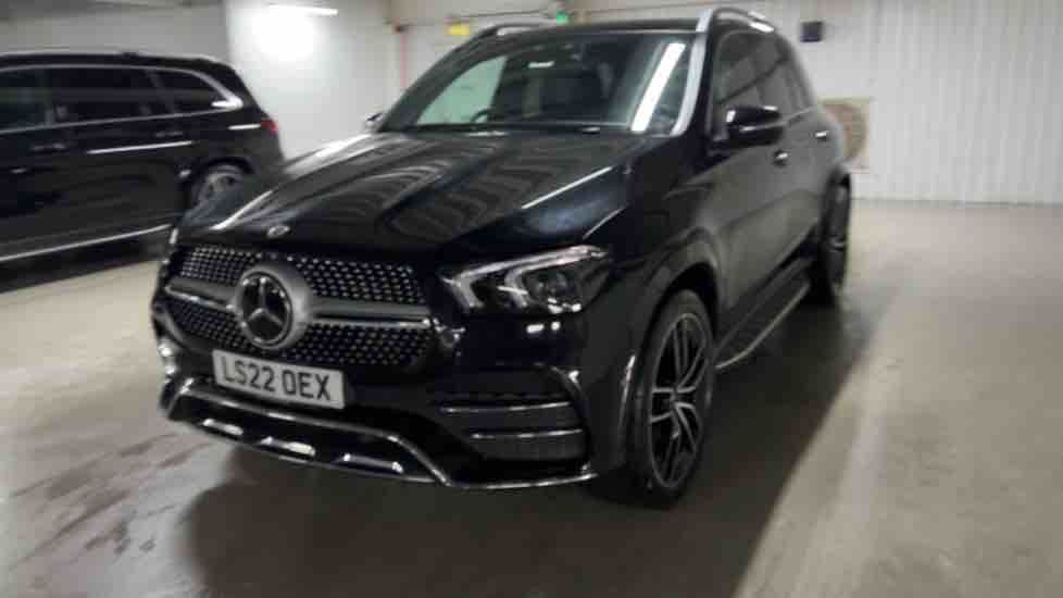 More views of Mercedes-Benz GLE