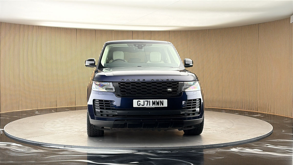More views of Land Rover Range Rover