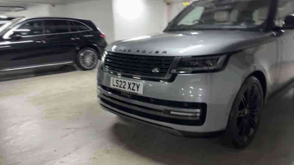 More views of Land Rover Range Rover